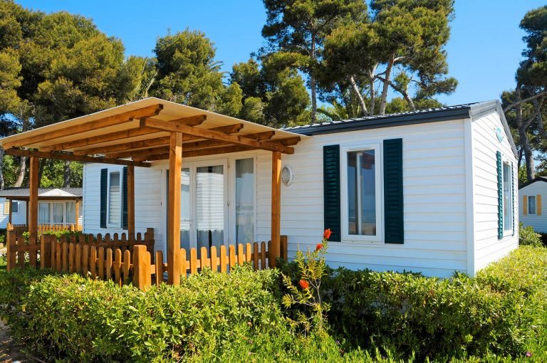 Mobile Home Insurance For Older and Newer Homes